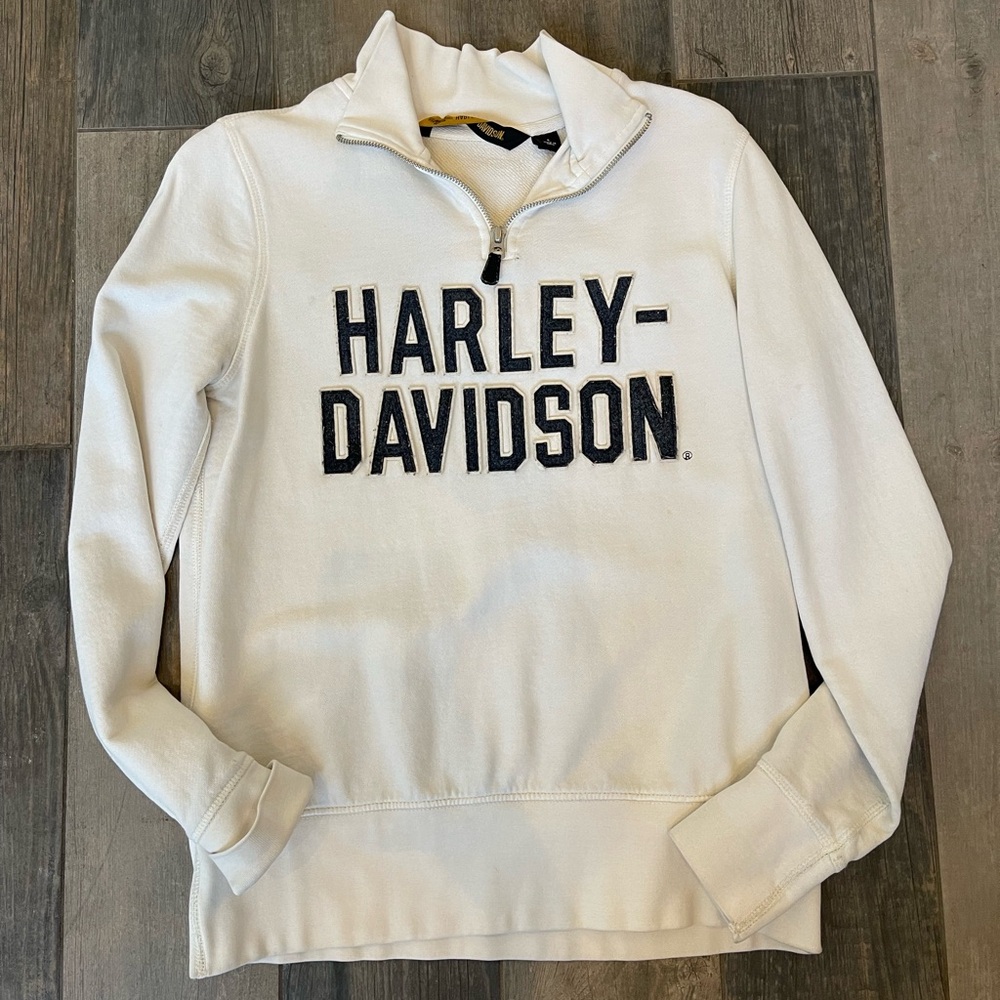 Harley-Davidson sweater. Women’s small. Cream color.